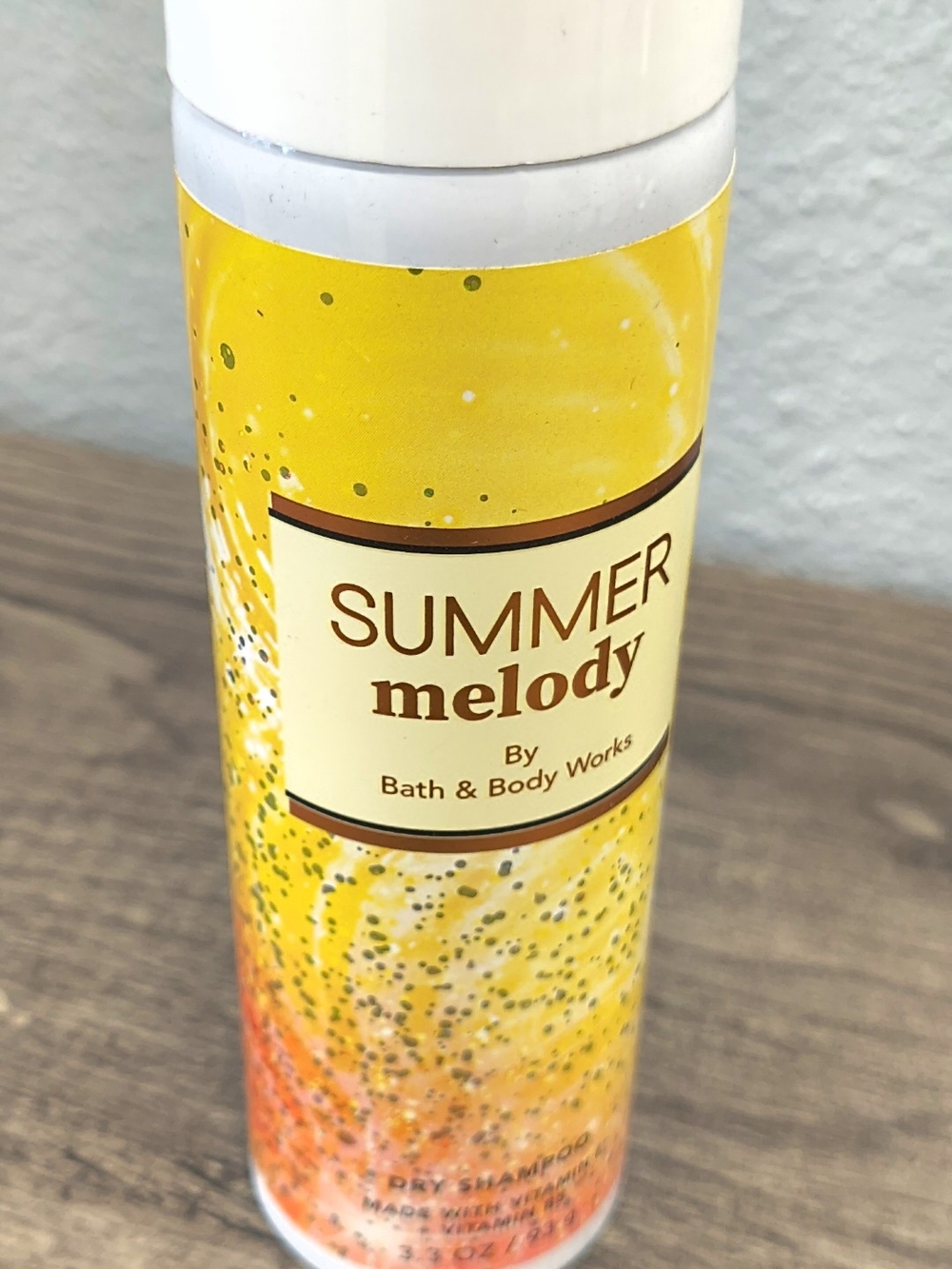 Bath & Body Works Summer Melody Dry Shampoo Yellow & Orange